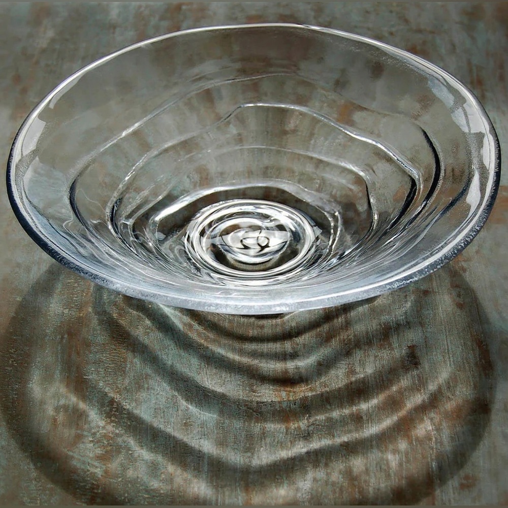 NEW Simon Pearce ‘Thetford’ Bowl in Medium Size - Picture 6 of 6